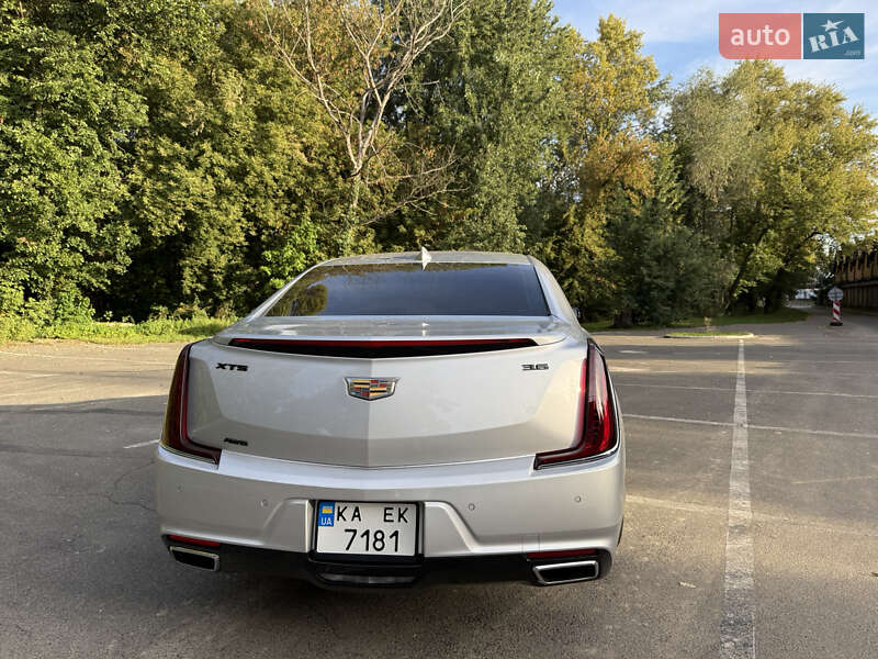 Седан Cadillac XTS 2017 в Киеве