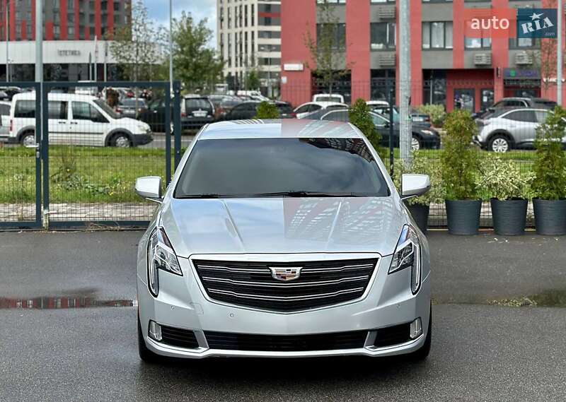 Седан Cadillac XTS 2018 в Києві