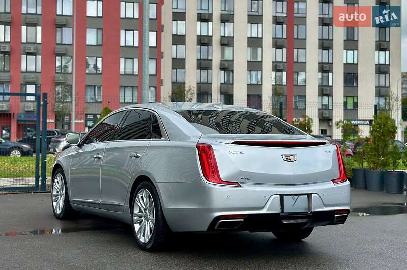 Седан Cadillac XTS 2018 в Києві