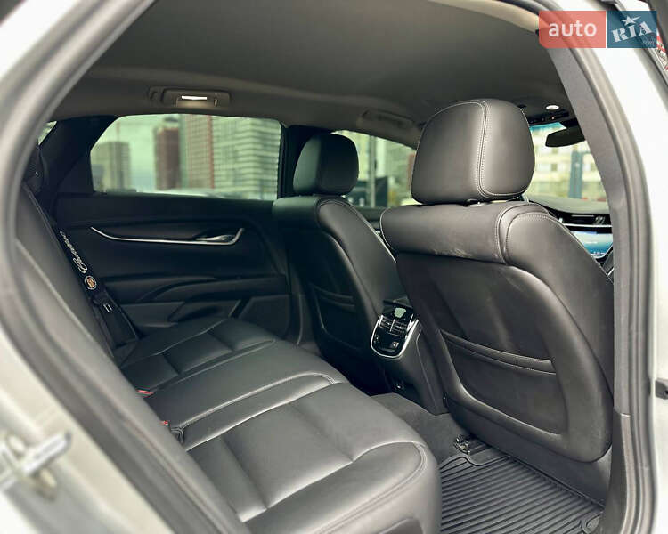 Седан Cadillac XTS 2018 в Києві