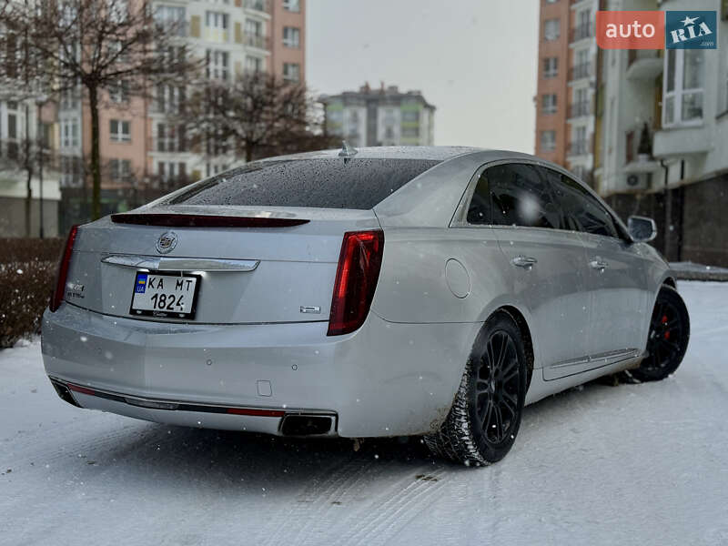 Седан Cadillac XTS 2012 в Івано-Франківську