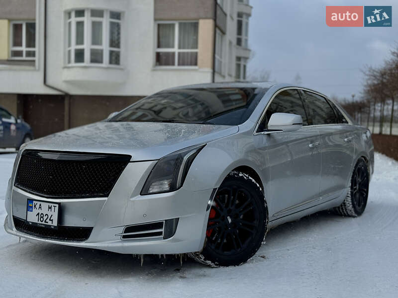 Седан Cadillac XTS 2012 в Івано-Франківську