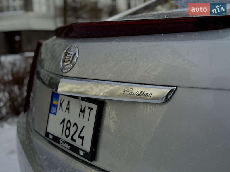 Седан Cadillac XTS 2012 в Івано-Франківську