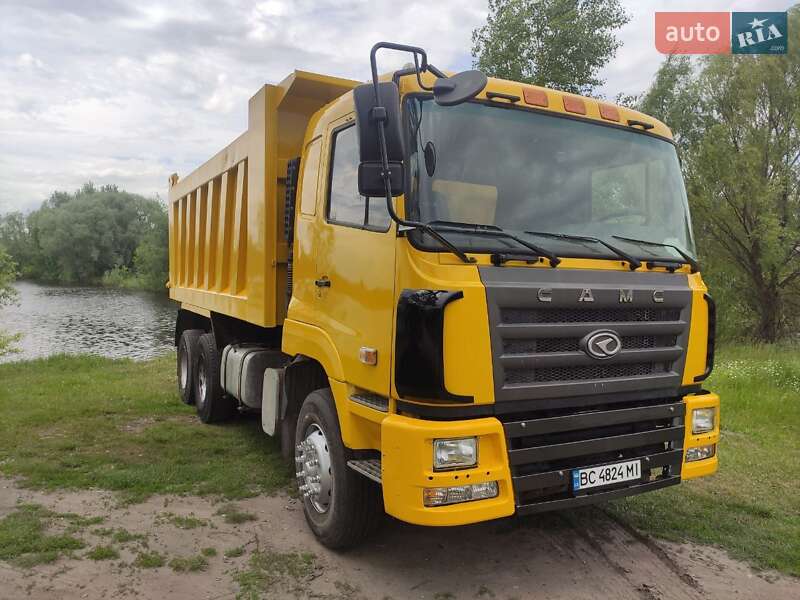 Самосвал CAMC HN 2012 в 