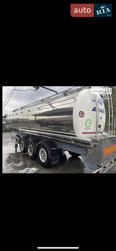 Цистерна полуприцеп Cardi SP 2004 в Иршаве