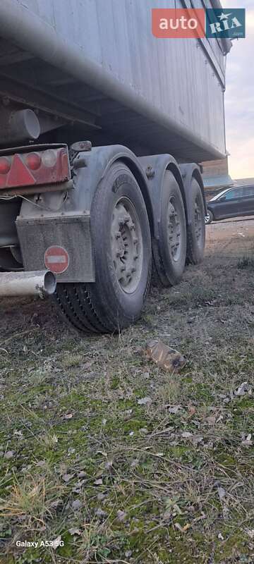 Самоскид напівпричіп Carnehl 6454 2008 в Сарнах