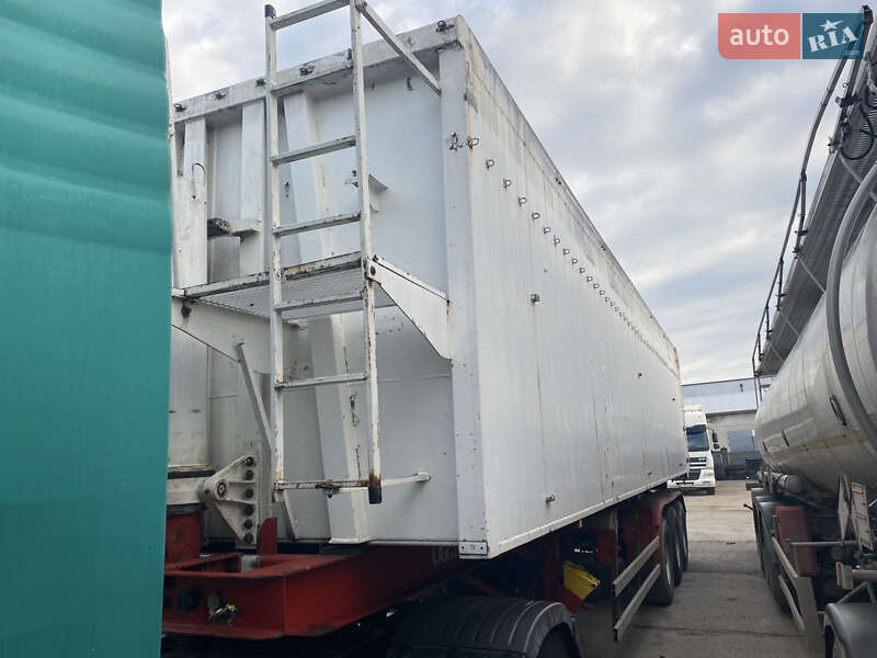 Зерновоз - напівпричіп Carnehl CAP 2000 в Тернополі