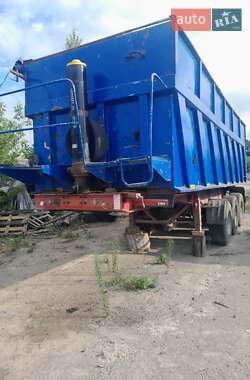 Самоскид напівпричіп Carnehl CHKS/AH 1998 в Глухові