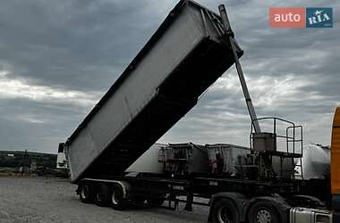 Зерновоз - полуприцеп Carnehl CSKK/A 2000 в 