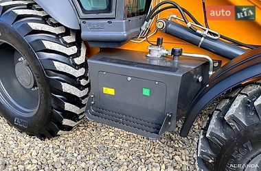 Экскаватор погрузчик Case Construction 570SV 2025 в Киеве