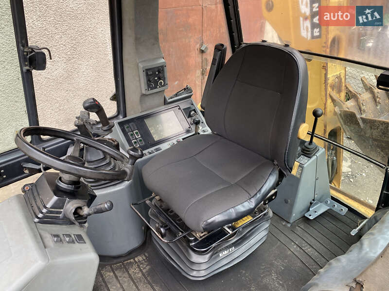 Экскаватор погрузчик Case Construction 580 SR 2002 в Черновцах