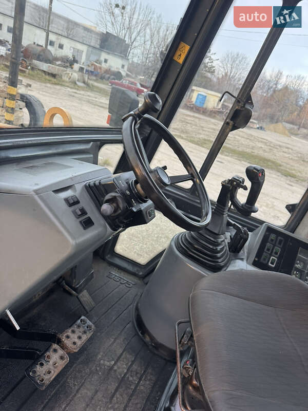 Екскаватор навантажувач Case Construction 580 SR 2000 в Калуші фото 15 Екскаватор навантажувач Case Construction 580 SR 2000 в Калуші