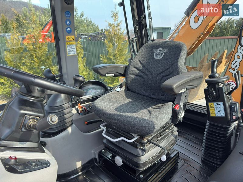 Экскаватор погрузчик Case Construction 580 SR 2020 в Ужгороде