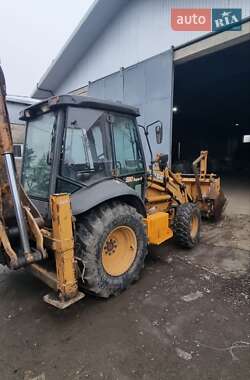 Экскаватор погрузчик Case Construction 580ST 2005 в Хусте