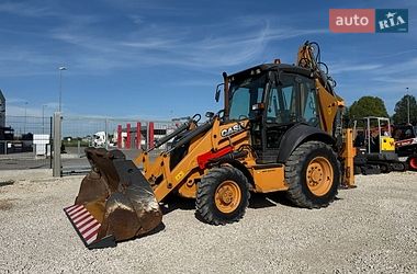 Екскаватор навантажувач Case Construction 580ST 2016 в Чернівцях