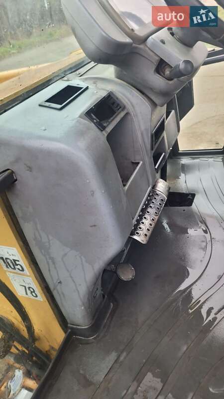 Экскаватор погрузчик Case Construction 590 SL 1999 в Ивано-Франковске фото 14 Экскаватор погрузчик Case Construction 590 SL 1999 в Ивано-Франковске