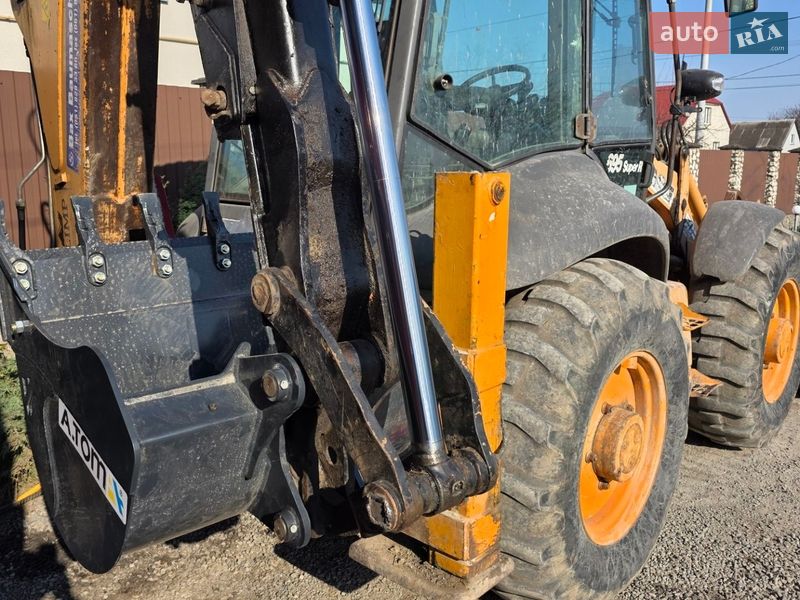 Экскаватор погрузчик Case Construction 695 SR-4 PS 2010 в Кременце