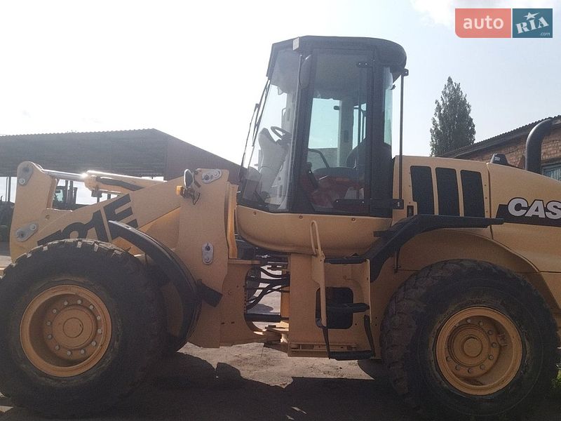 Фронтальный погрузчик Case Construction 721E 2006 в Романове