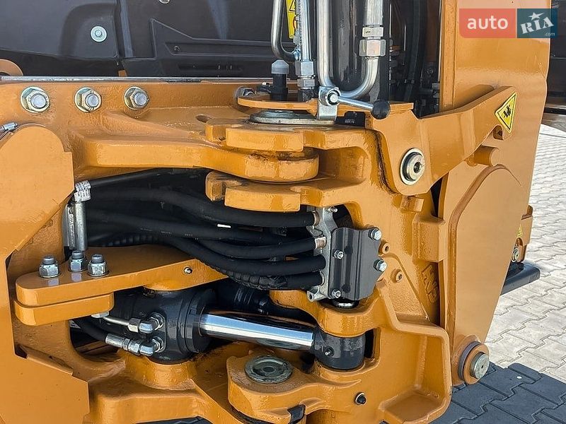 Экскаватор погрузчик Case Construction 770 EX 2026 в Киеве