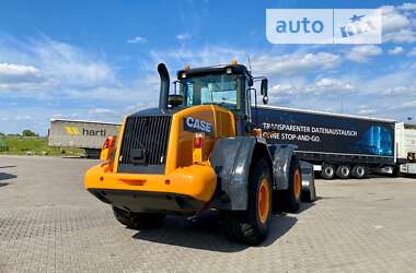 Фронтальный погрузчик Case Construction 821E 2008 в 