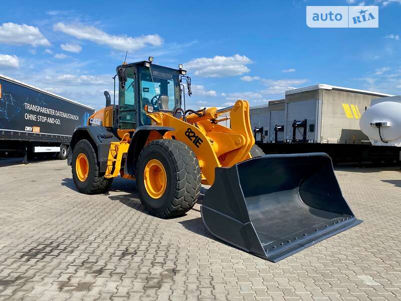 Фронтальный погрузчик Case Construction 821E 2008 в 