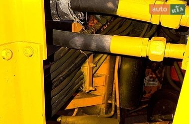 Підйомник Case Construction 821E 2001 в Одесі