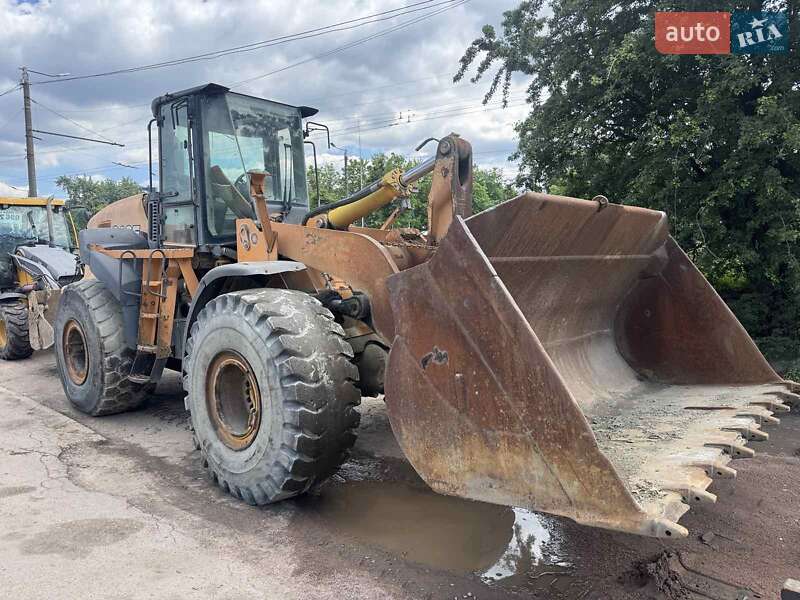 Фронтальні навантажувачі Case Construction 921C 2007 в Житомирі