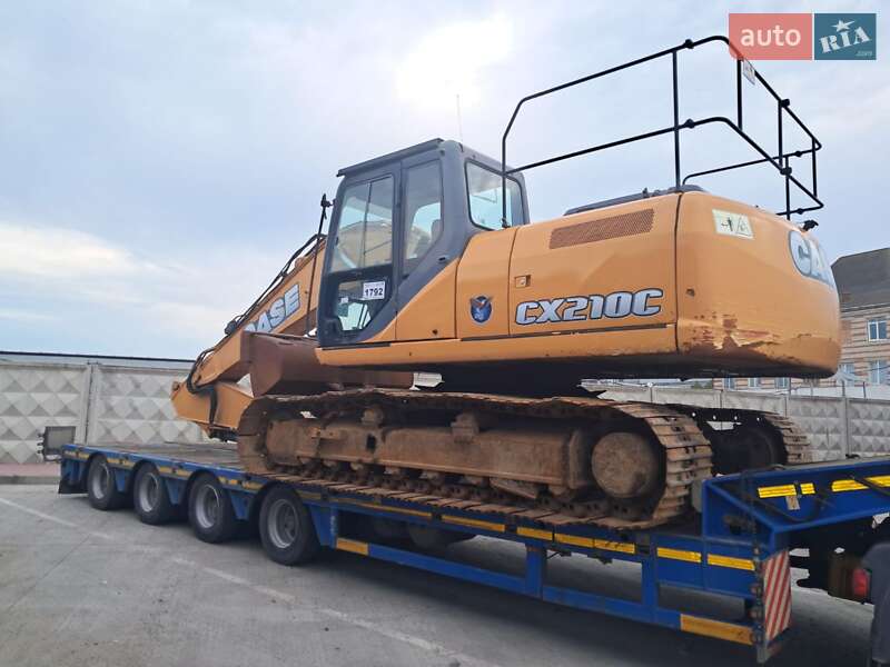 Гусеничный экскаватор Case Construction CX 210 2007 в Калуше
