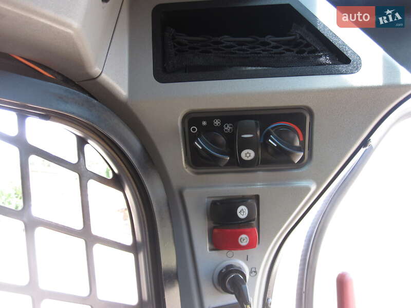 Минипогрузчик Caterpillar 272 2018 в Виннице