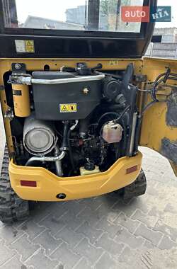 Миниэкскаватор Caterpillar 301.8 2011 в 