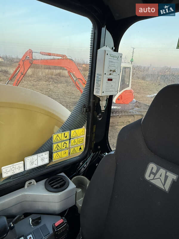 Миниэкскаватор Caterpillar 305 2012 в Дрогобыче