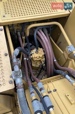 Гусеничный экскаватор Caterpillar 315 2006 в 