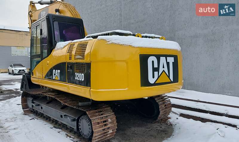 Гусеничний екскаватор Caterpillar 320 2007 в Дніпрі