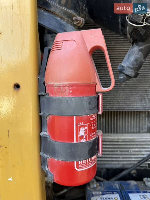 Гусеничный экскаватор Caterpillar 320 2014 в Одессе