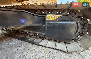 Гусеничный экскаватор Caterpillar 320 2019 в Ровно