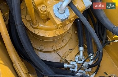 Гусеничный экскаватор Caterpillar 320 2016 в Ровно
