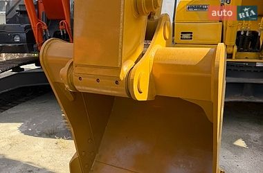 Гусеничный экскаватор Caterpillar 320 2016 в Ровно