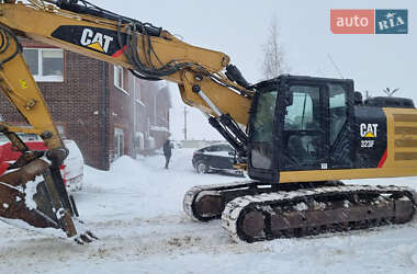 Гусеничный экскаватор Caterpillar 323 2017 в Одессе