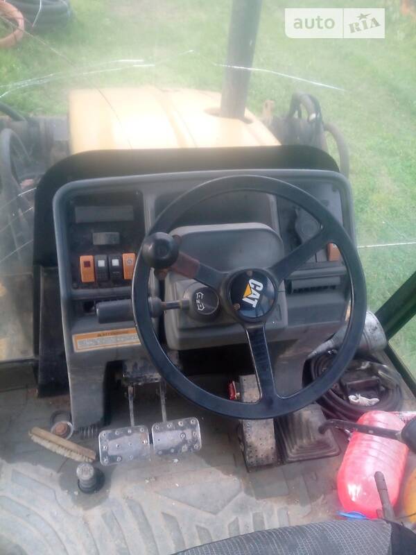 Екскаватор навантажувач Caterpillar 428 1997 в Одесі фото 3 Екскаватор навантажувач Caterpillar 428 1997 в Одесі