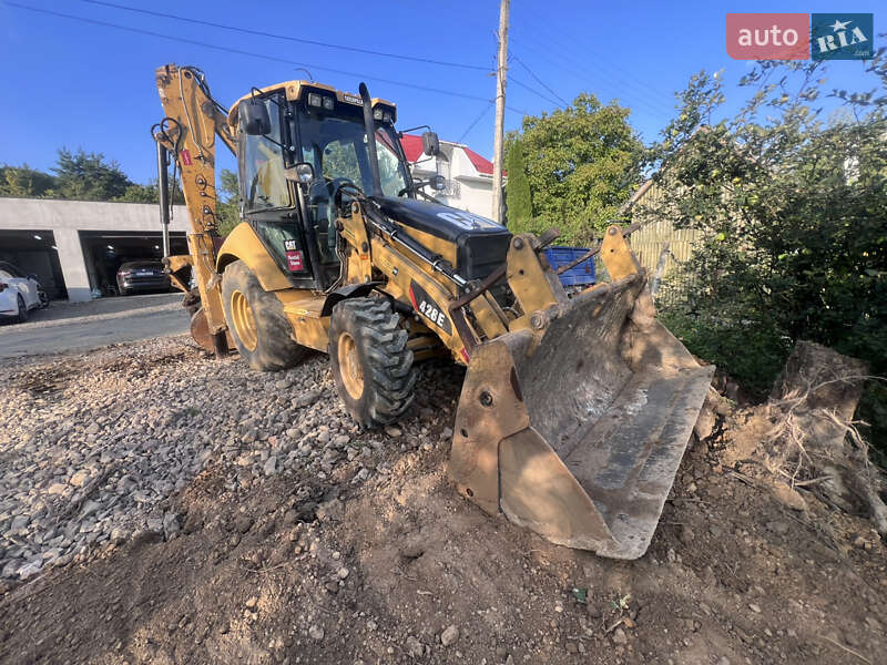 Екскаватор навантажувач Caterpillar 428E 2010 в Ужгороді фото Екскаватор навантажувач Caterpillar 428E 2010 в Ужгороді