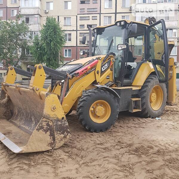 Экскаватор погрузчик Caterpillar 432 2017 в Днепре