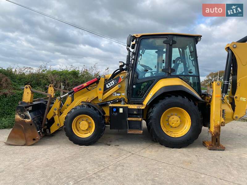 Экскаватор погрузчик Caterpillar 432 2017 в Киеве