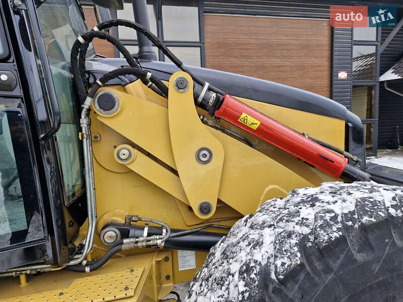 Экскаватор погрузчик Caterpillar 434 2008 в Черновцах