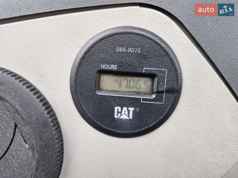 Экскаватор погрузчик Caterpillar 434 2008 в Черновцах