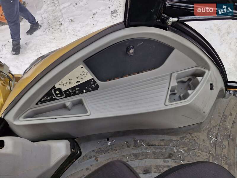 Экскаватор погрузчик Caterpillar 434 2008 в Черновцах