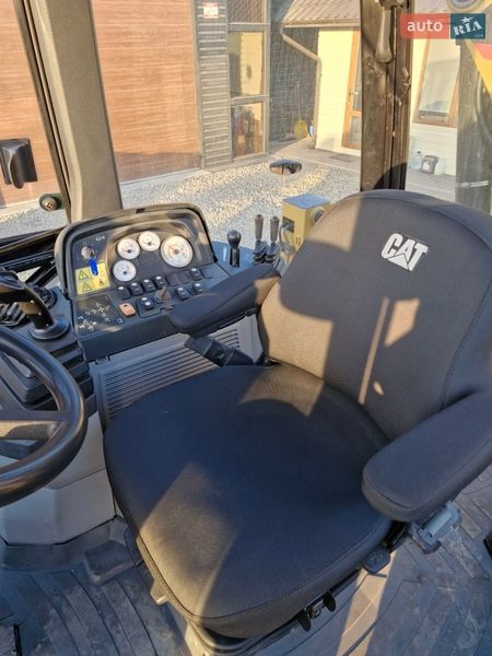 Экскаватор погрузчик Caterpillar 434 2008 в Черновцах