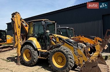 Екскаватор навантажувач Caterpillar 444 2015 в Івано-Франківську