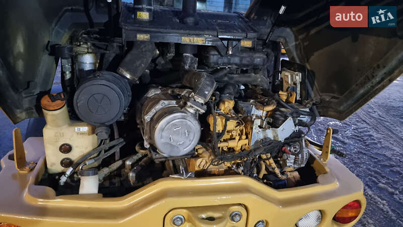 Фронтальні навантажувачі Caterpillar 906 2020 в Одесі