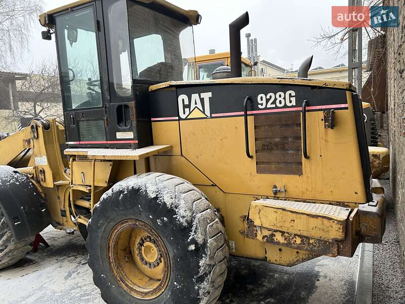 Фронтальный погрузчик Caterpillar 928F 2002 в 