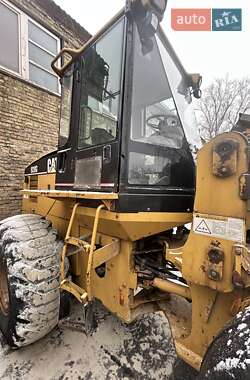 Фронтальный погрузчик Caterpillar 928F 2002 в 